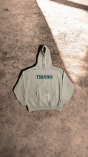 Load image into Gallery viewer, WOMEN'S APPLE GREEN OVERSIZED "LINESTEP" HOODIE

