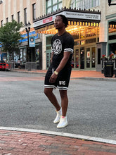 Load image into Gallery viewer, Black Ivory Vibrant Set
